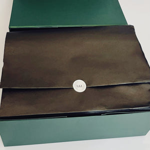 THE ‘RETRO EGG’ Burner with Selection Box in Deluxe Magnetic Gift Box