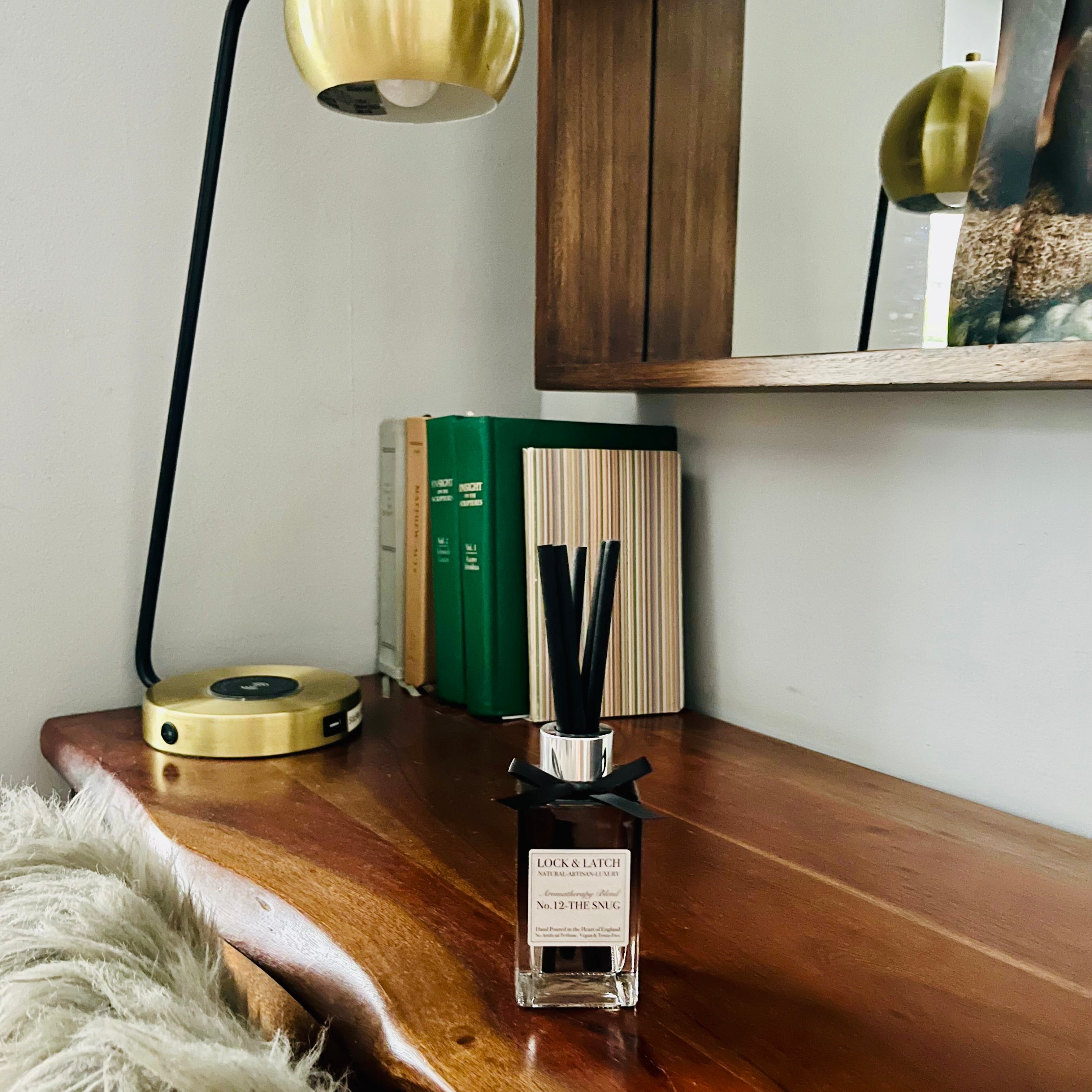 No.12-THE SNUG Reed Diffuser